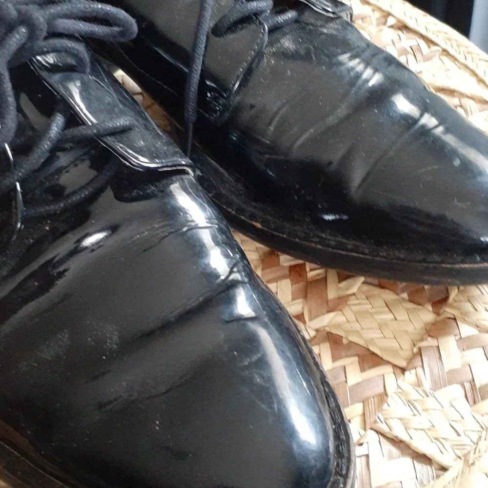 LOUISE ET CIE LEATHER PATENT SHOES - Picture 7 of 12